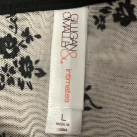 Gilligan  & OMalley New Panties with Black Velvet Flowers Size L - Picture 2 of 3